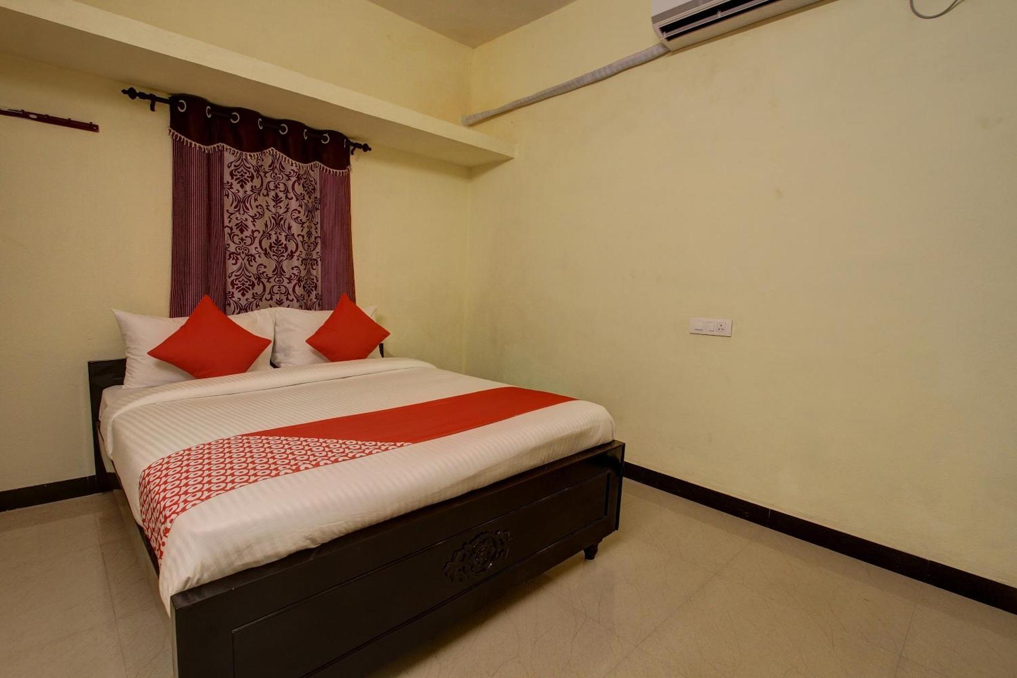 Oyo Flagship Tulip Towers Saravanampatti Coimbatore Exterior photo